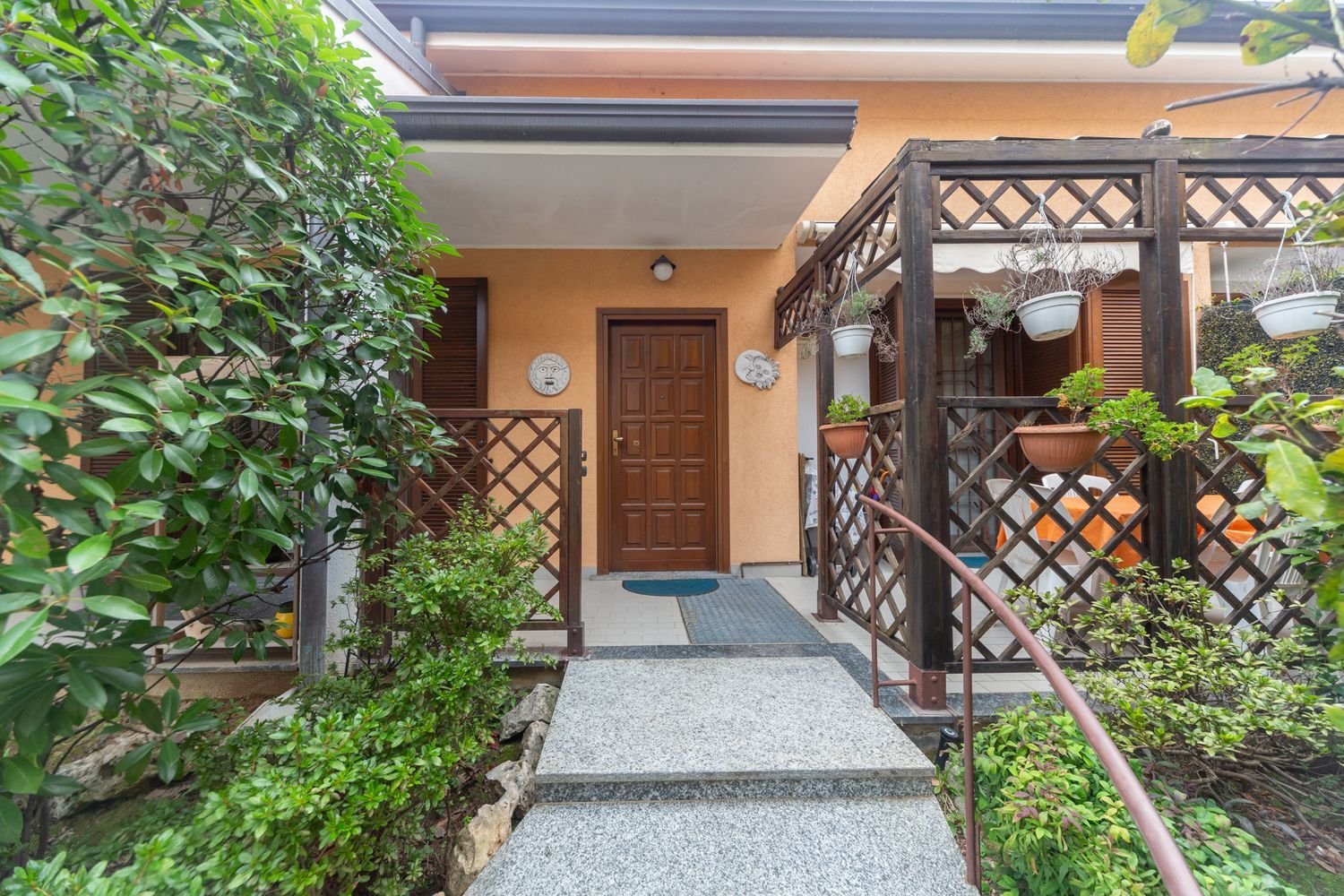 5-Zimmer Villa in Garbagnate Milanese, Italy, Nr. 65533