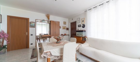 5-Zimmer Villa in Garbagnate Milanese, Italy, Nr. 65533 5