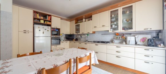 5-Zimmer Villa in Garbagnate Milanese, Italy, Nr. 65533 10
