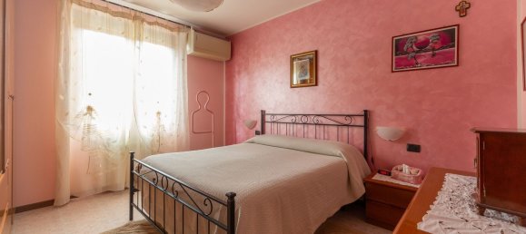 5-Zimmer Villa in Garbagnate Milanese, Italy, Nr. 65533 12