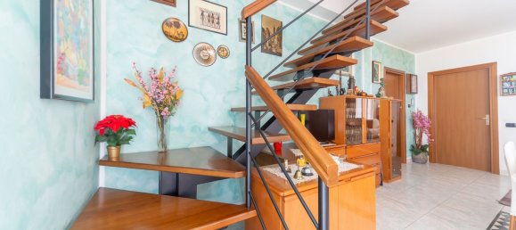 5-Zimmer Villa in Garbagnate Milanese, Italy, Nr. 65533 6