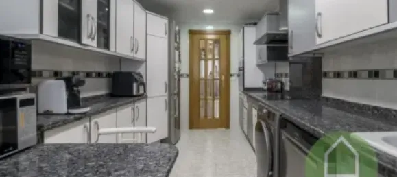 Apartamento de 4 dormitorios en Valencia, Spain No. 174180 36