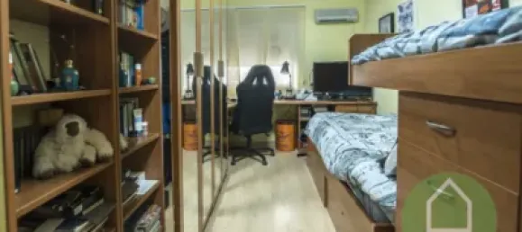 Apartamento de 4 dormitorios en Valencia, Spain No. 174180 30