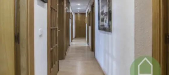 Apartamento de 4 dormitorios en Valencia, Spain No. 174180 28