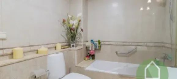 Apartamento de 4 dormitorios en Valencia, Spain No. 174180 18
