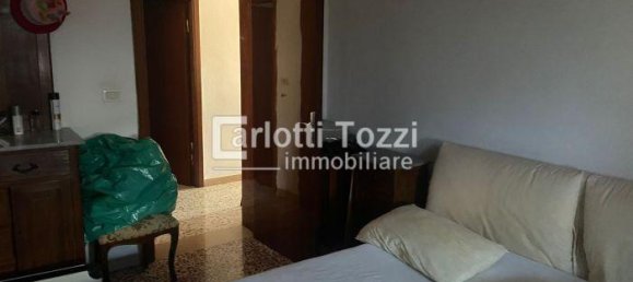 5 rooms House in Grosseto, Italy No. 89054 2