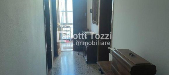 5 rooms House in Grosseto, Italy No. 89054 4