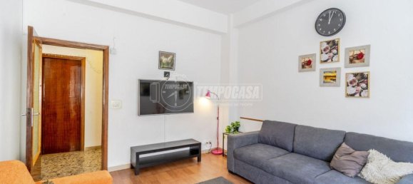 3 rooms Apartment in Monte San Giusto, Italy No. 1763 3