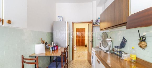 3 rooms Apartment in Monte San Giusto, Italy No. 1763 7