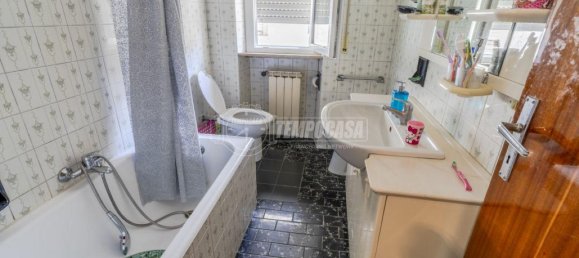 3 rooms Apartment in Monte San Giusto, Italy No. 1763 14