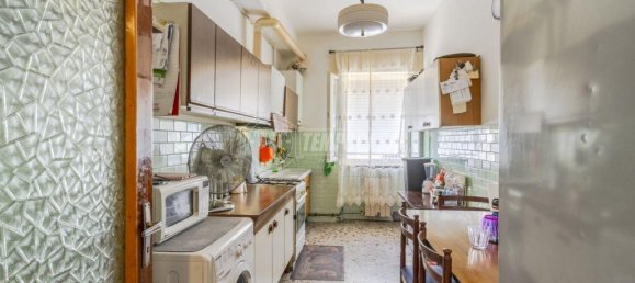 3 rooms Apartment in Monte San Giusto, Italy No. 1763 5