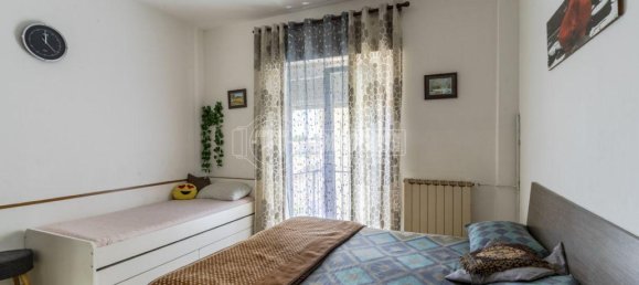 3 rooms Apartment in Monte San Giusto, Italy No. 1763 8
