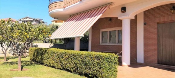 13 bedrooms Villa in Satriano, Italy No. 197843 10