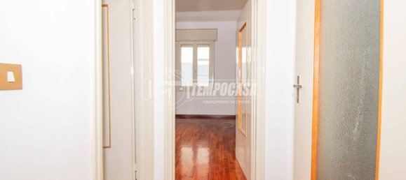 2 bedrooms Apartment in Modena, Italy No. 304589 13