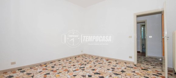 2 bedrooms Apartment in Modena, Italy No. 304589 18