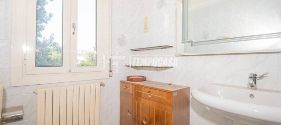 2 bedrooms Apartment in Modena, Italy No. 304589 7