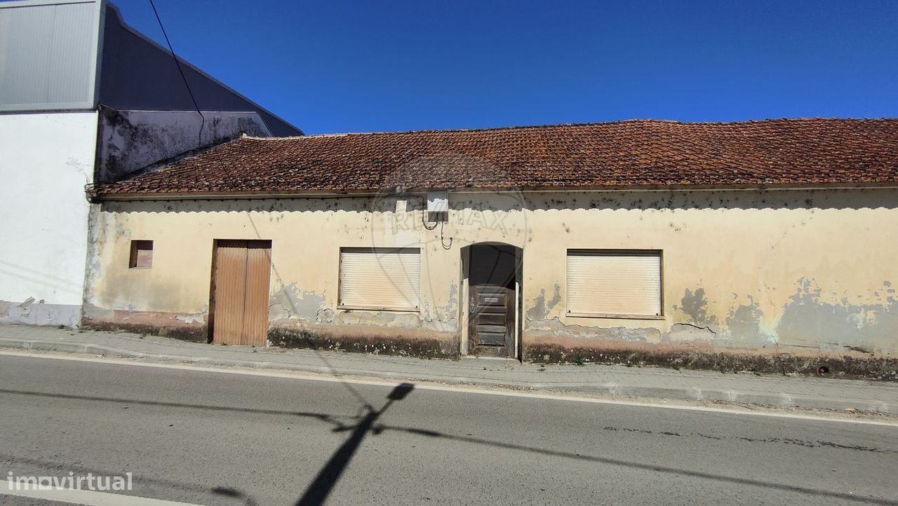 3 bedrooms House in Torres Novas, Portugal No. 26449