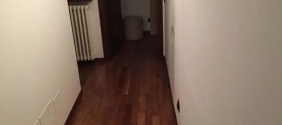 Дом с 6 комнатами в Саннадзаро де Бургонди, Италия № 193997 25