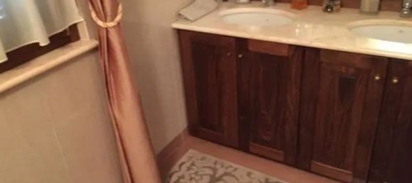 Дом с 6 комнатами в Саннадзаро де Бургонди, Италия № 193997 12