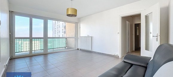 2 Schlafzimmer Wohnung in Evry, France, Nr. 162406 2