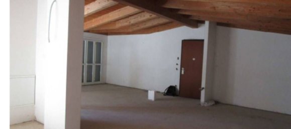 Пентхаус с 1 спальней в Безана ин Брианца, Италия № 373805 3