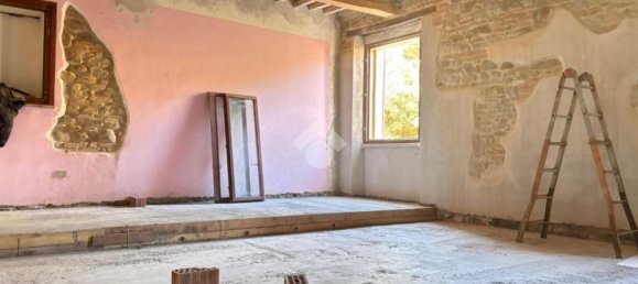 3 rooms House in Roncofreddo, Italy No. 137763 13