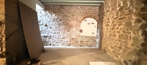 3 rooms House in Roncofreddo, Italy No. 137763 2