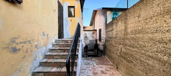 3 rooms House in Roncofreddo, Italy No. 137763 6