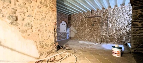 3 rooms House in Roncofreddo, Italy No. 137763 40
