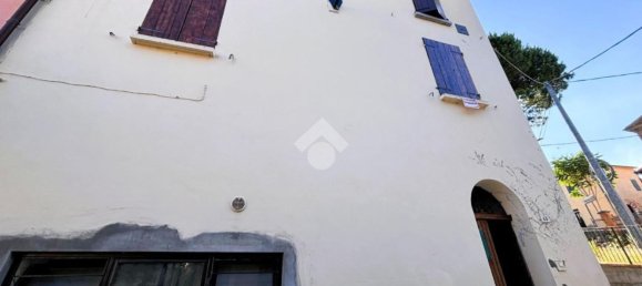 3 rooms House in Roncofreddo, Italy No. 137763 34