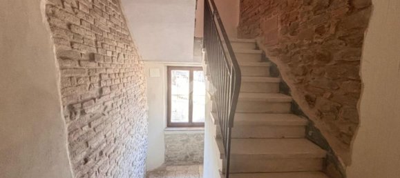 3 rooms House in Roncofreddo, Italy No. 137763 4