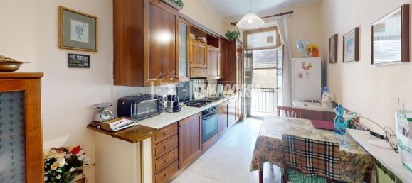 2 rooms Apartment in Turin, Italy No. 235567 8