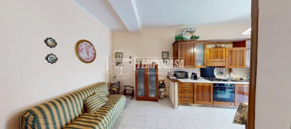 2 rooms Apartment in Turin, Italy No. 235567 4