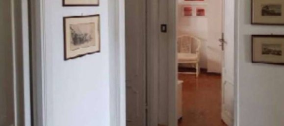 3 rooms Apartment in Genoa, Italy No. 186975 8