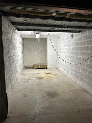 1 room Garage in Verona, Italy No. 325526