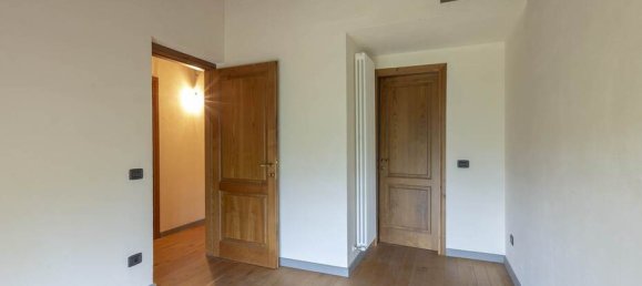3 Schlafzimmer Haus in Pelago, Italy, Nr. 219478 27