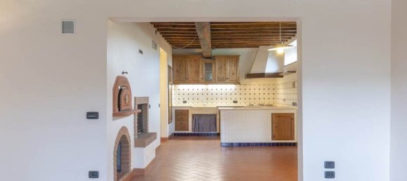 3 Schlafzimmer Haus in Pelago, Italy, Nr. 219478 4