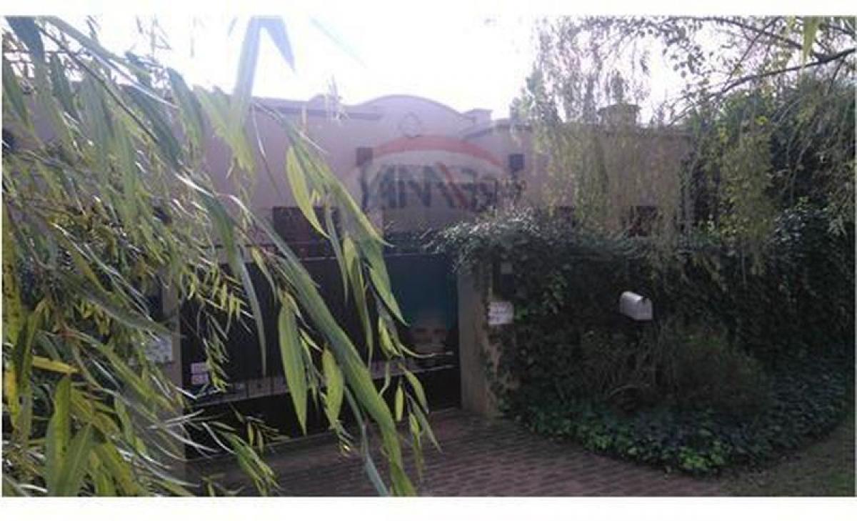 3 bedrooms House in Escobar, Argentina No. 89121