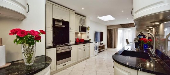 3 Schlafzimmer Haus in Aylesford, United Kingdom, Nr. 10493 5