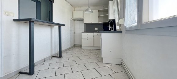 2 غرف نوم شقة في Saint-Quentin, France رقم 156343 2