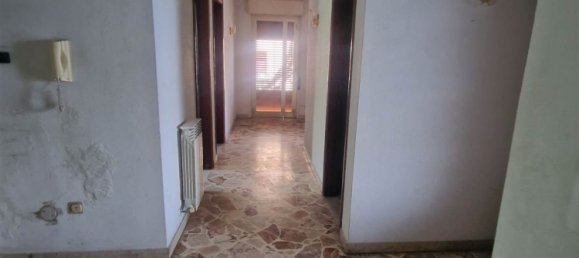 3 Schlafzimmer Wohnung in Messina, Italy, Nr. 350830 5
