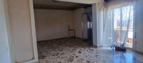 3 Schlafzimmer Wohnung in Messina, Italy, Nr. 350830 3