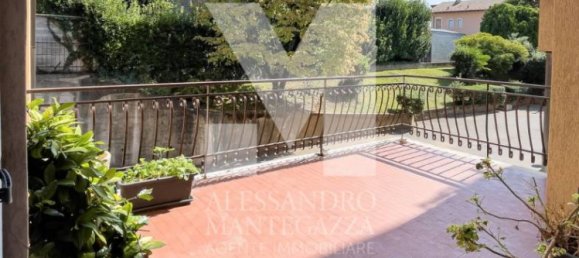 3 bedrooms Apartment in Verano Brianza, Italy No. 311134 13