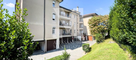 3 bedrooms Apartment in Verano Brianza, Italy No. 311134 3