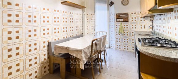 3 bedrooms Apartment in Verano Brianza, Italy No. 311134 10