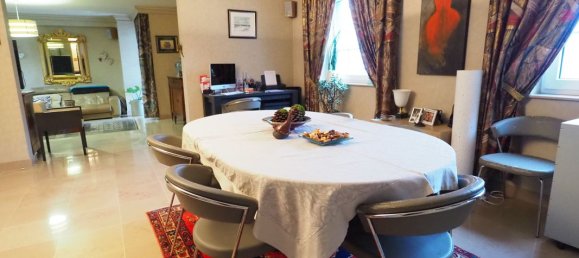 5 bedrooms House in Brumath, France No. 74938 11