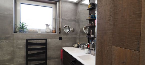 5 bedrooms House in Brumath, France No. 74938 24