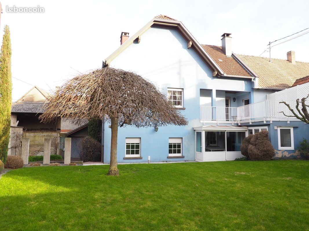 5 bedrooms House in Brumath, France No. 74938