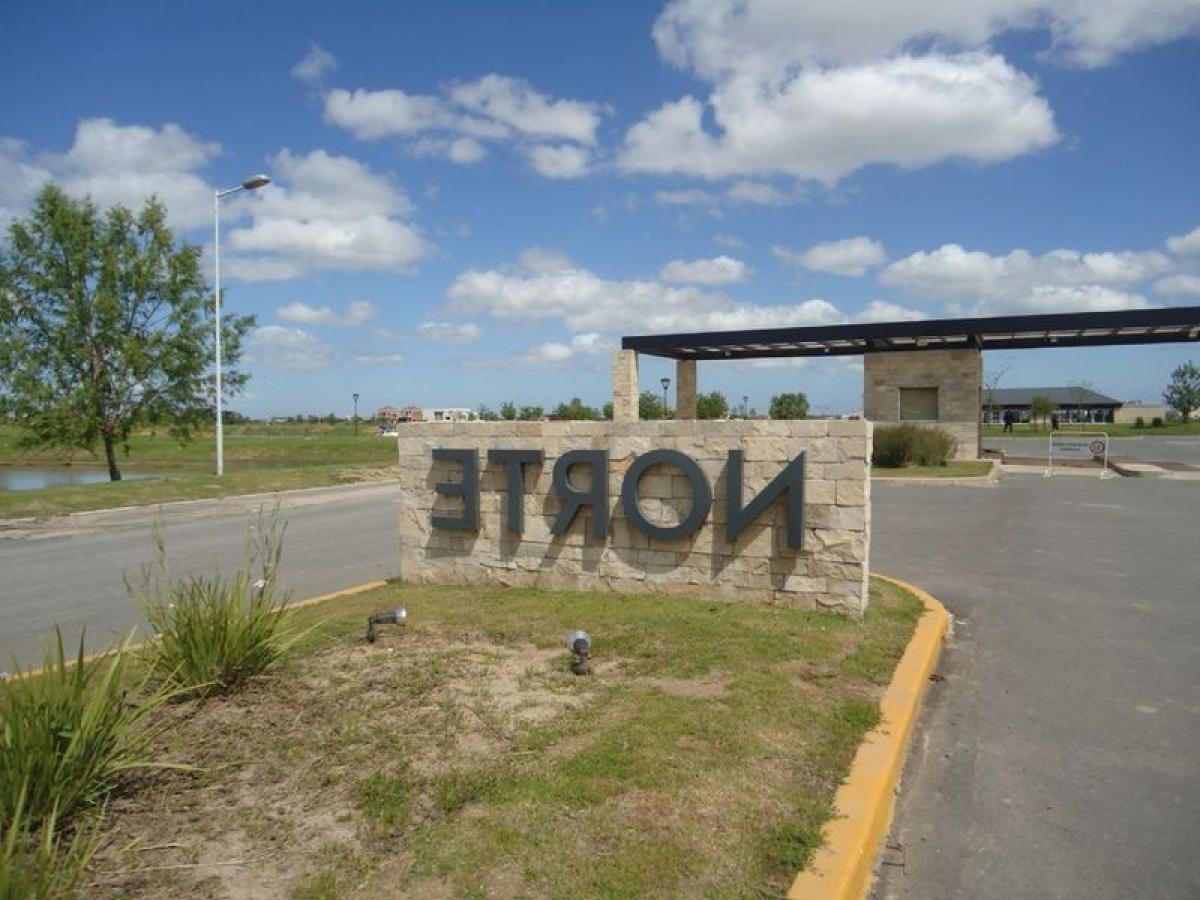  Land in Escobar, Argentina No. 115534