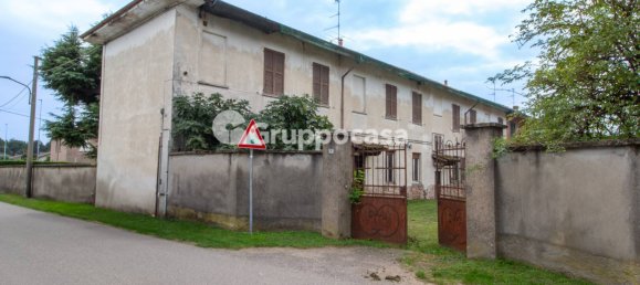 5 غرف نوم منزل في Inveruno, Italy رقم 178246 8